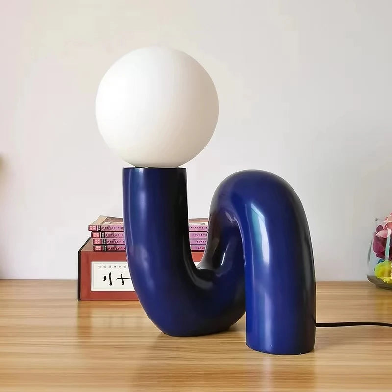 Nordic Modern Curvy Table Lamp