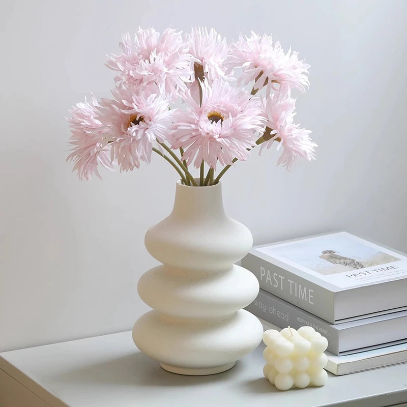 White Plastic Hydroponic Wavy Flower Vase