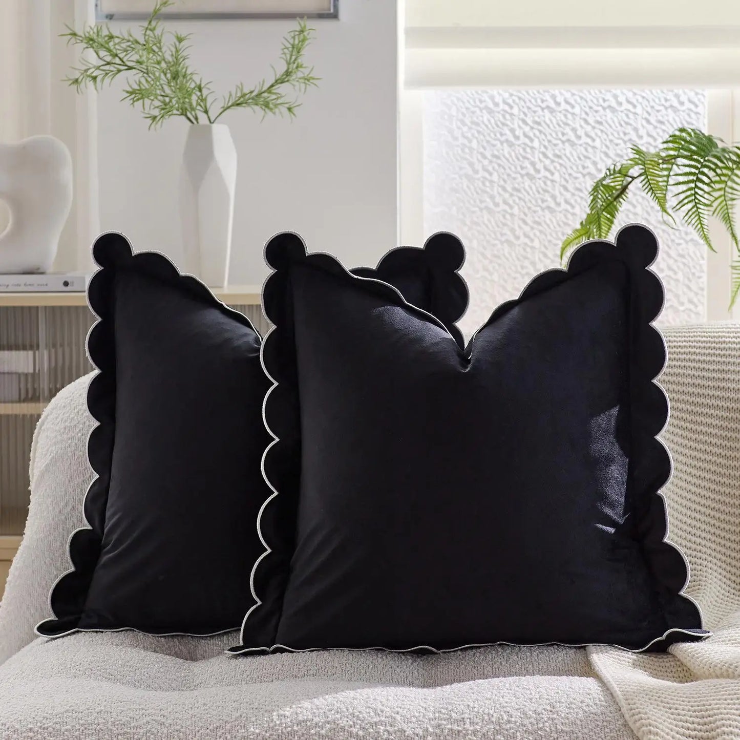 Scalloped Edge Velvet Pillow Cover