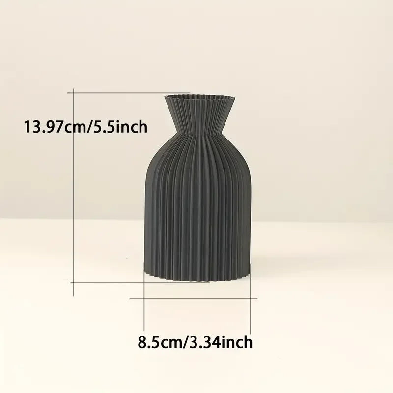 Modern Elegant Ridge Flower Vase