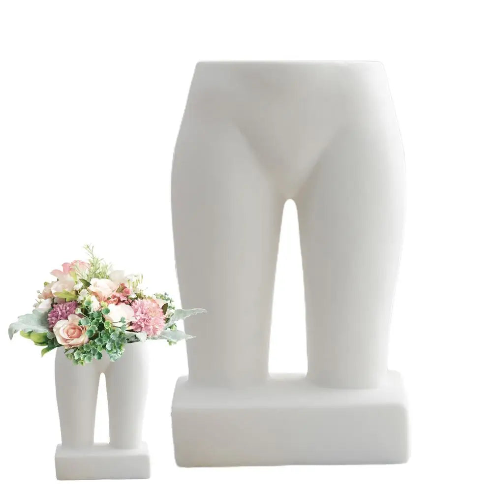 Nordic Nude Woman Vase