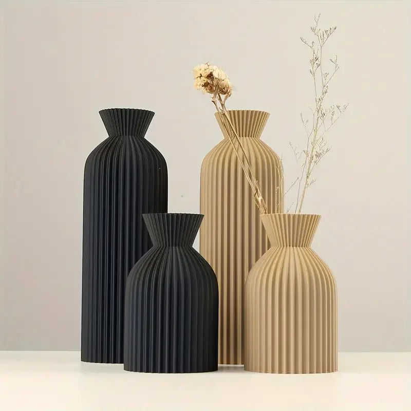 Minimalist Striped Ceramic Flower Vase