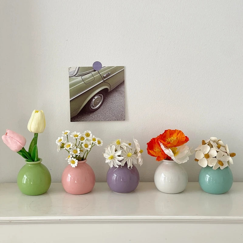 Ceramic White Mini Flower Vase
